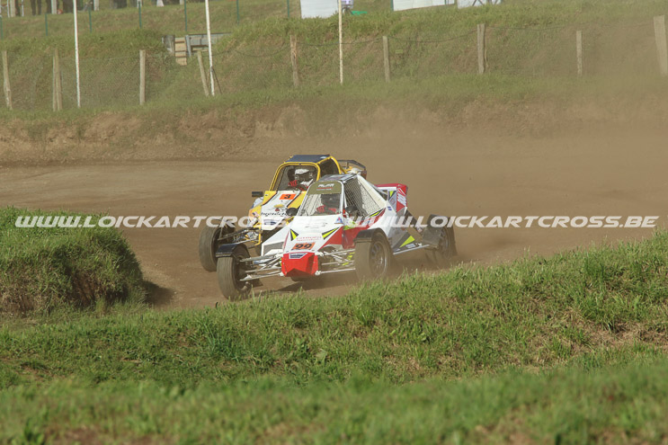 MAURON2022_2674