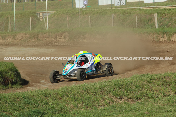 MAURON2022_2704