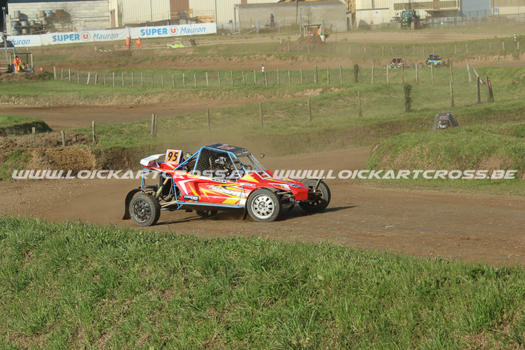 MAURON2022_2707