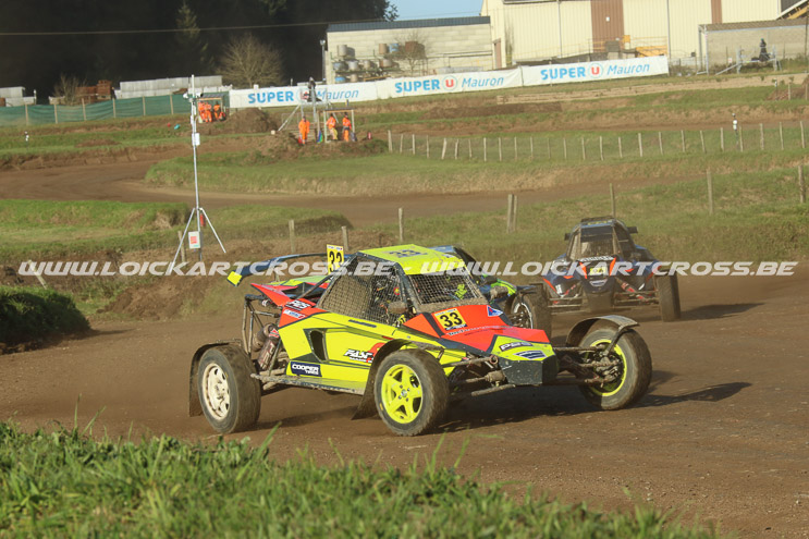 MAURON2022_2522