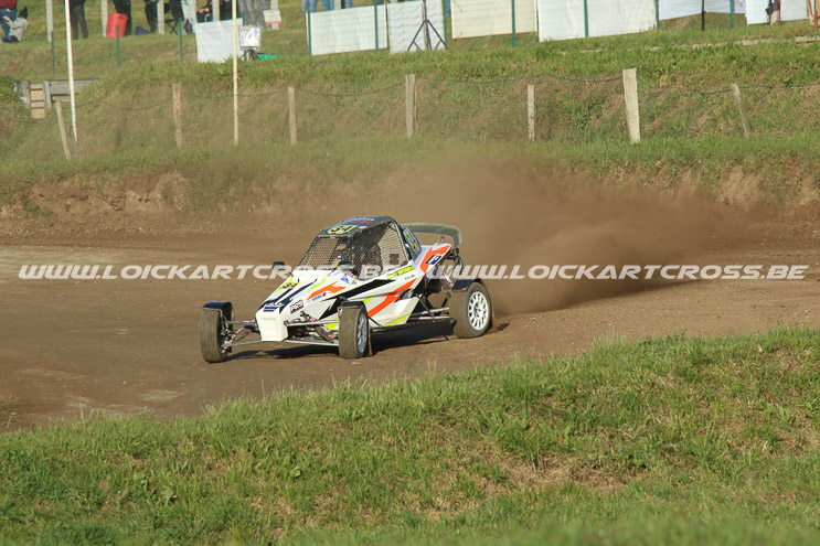 MAURON2022_2526