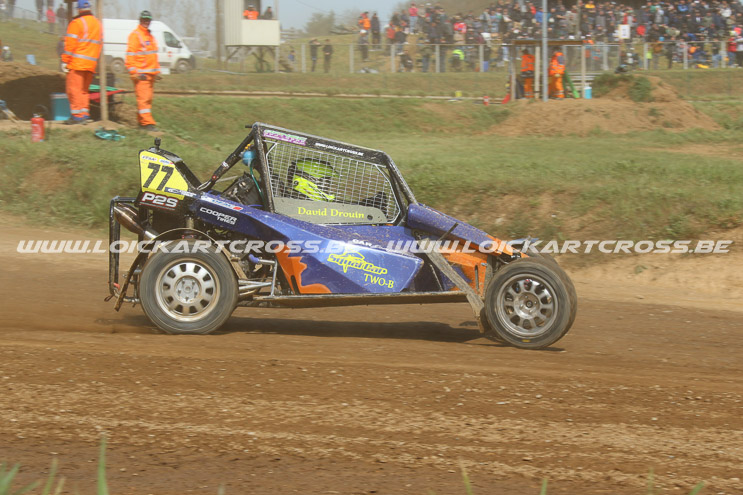 MAURON2022_3083