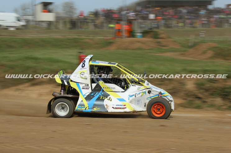 MAURON2022_3163