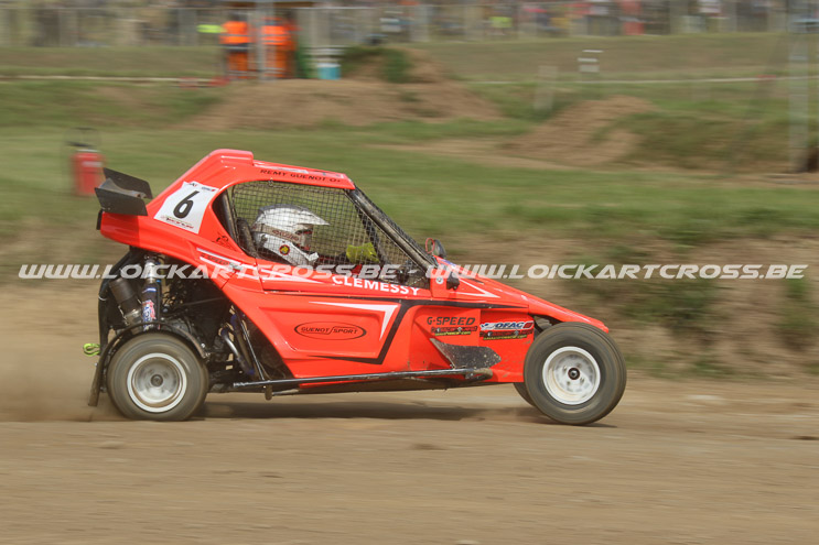 MAURON2022_3164
