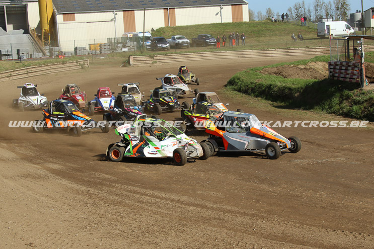 MAURON2022_2879