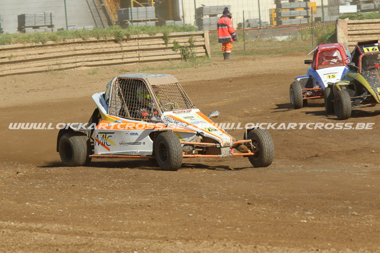 MAURON2022_2890
