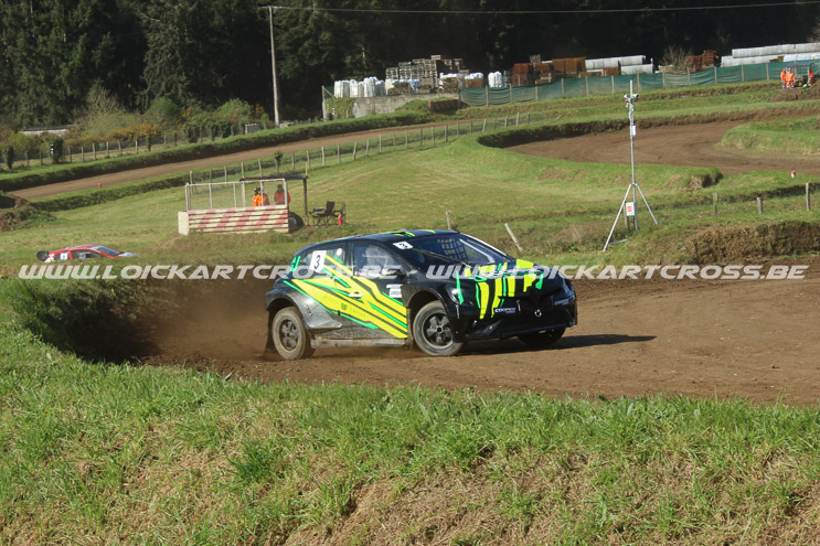 MAURON2022_0868