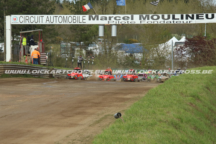 MAURON2022_3702